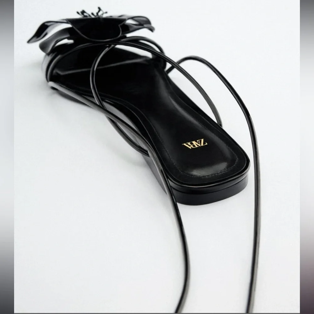 Zara maxi flower lace up patent leather flat sandals - Picture 4 of 9
